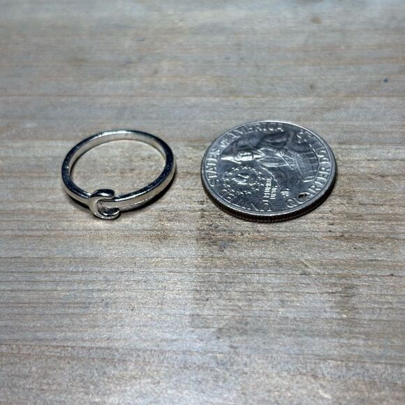 New! Crescent Moon Silver Tone Ring Size 7.5 Costume Jewelry Hypoallergenic - Picture 4 of 5